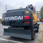 Used Excavator Hyundai R210Wvs Wheel Excavator 0.92m3 Bucket Capacity Middle