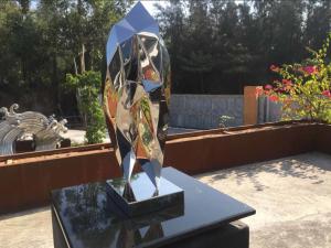 Wholesale Polyhedral Indoor Metal Sculptures , Indoor Abstract Metal Art Sculptures from china suppliers