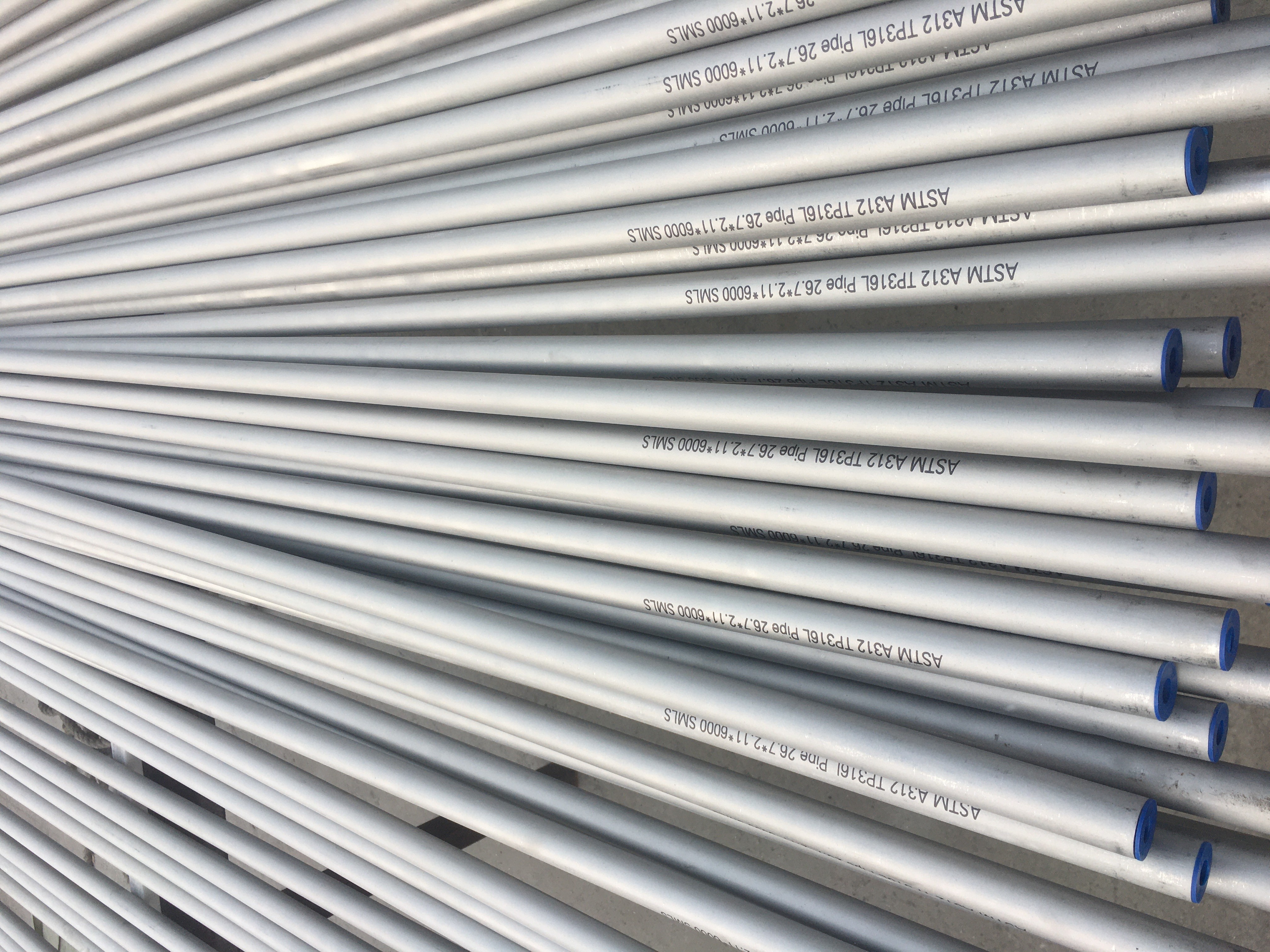 Mirror Finish Cold Rolled Stainless Steel Seamless Pipe 347H