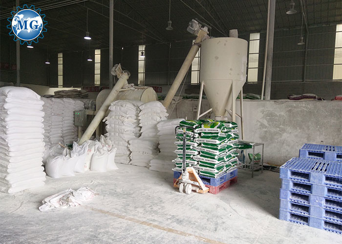 Simple dry mortar production line
