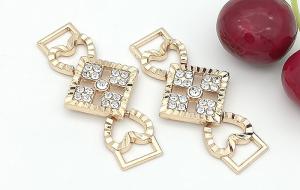 Wholesale Women ' S Shoe Accessories Zinc Alloy Buckle Different Sizes And Colors from china suppliers
