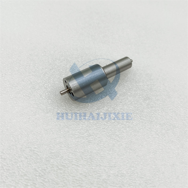 DLLA150S615 Diesel Engine Fuel Injector Parts Nozzle 0433271298 DLLA156SM139A IBMDB5330