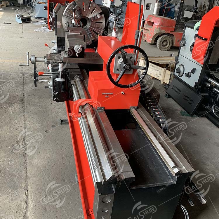 Torno Gear Head Horizontal Lathe Machine Large Spindle Bore Heavy Duty
