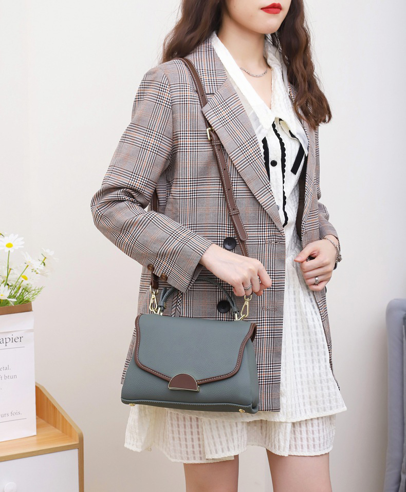 Polyester Lining Exquisite Square Bag Soft Leather Fashionable Handbag for Women