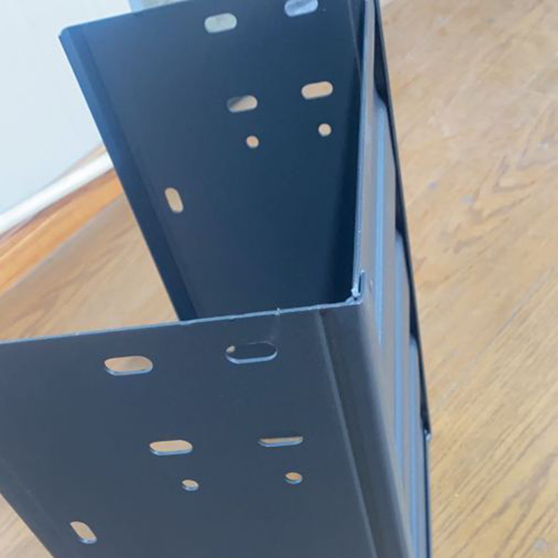 Medium Duty Load Capacity Galvanised Steel Trunking With Non Flammable Fire Resistance