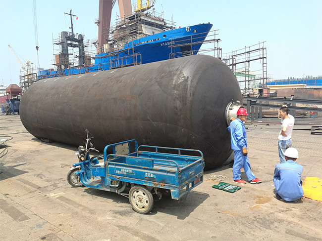 High Compression Strength Submarine Fenders Hydrodynamic Stability Fatigue Resistant