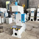 4kW Small 10 ton Single-Arm Hydraulic Press Machine for Straightening and