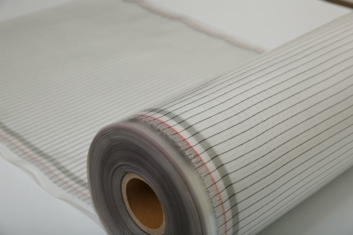 Low Energy Consumption Infrared Floor Heating Film 220W For House Floor Ceiling