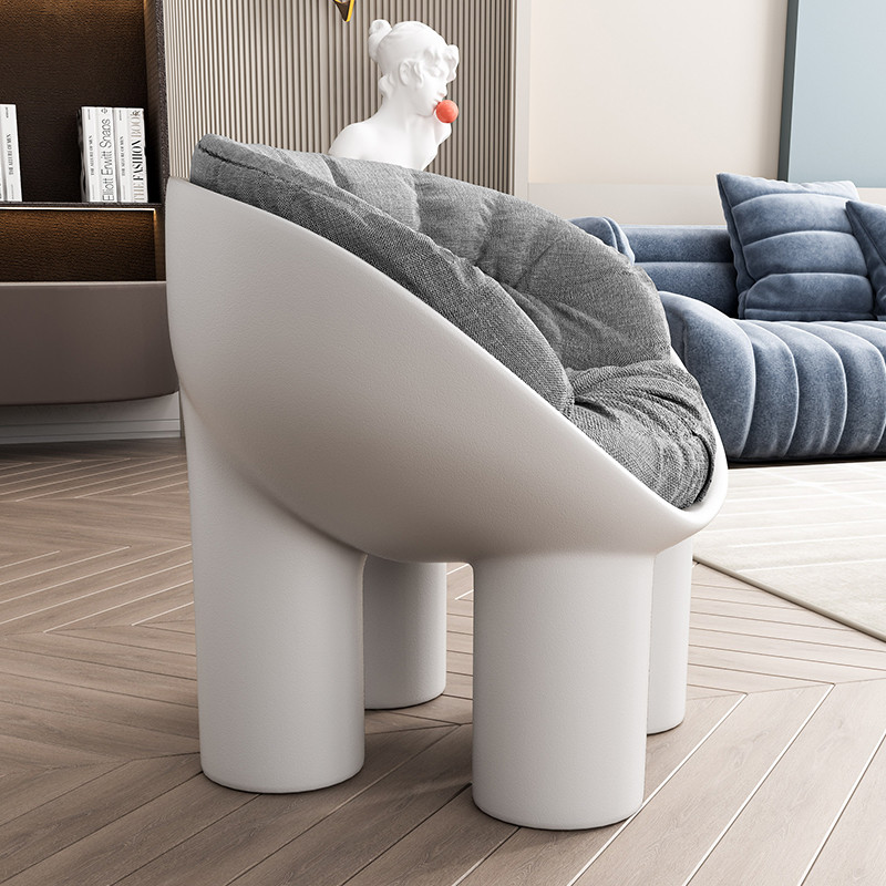 PU Fabric Leisure Chair Down Filled Cushion Elephant Leg Chair Italian Style