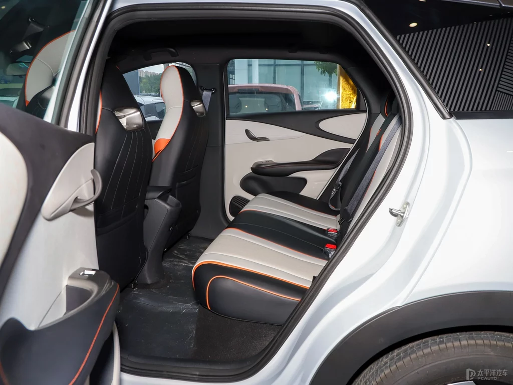 Mini Car Made in China Electric Cars 301 KM 401 KM BYD Dolphen For Sale