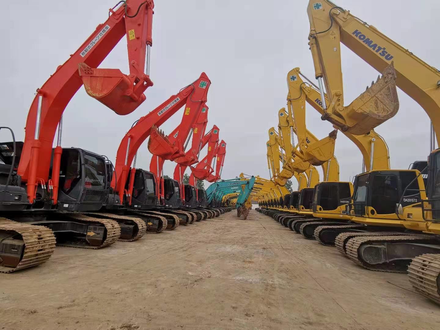 Widened Direct Injection Engine ZX240 Used Hitachi Excavator