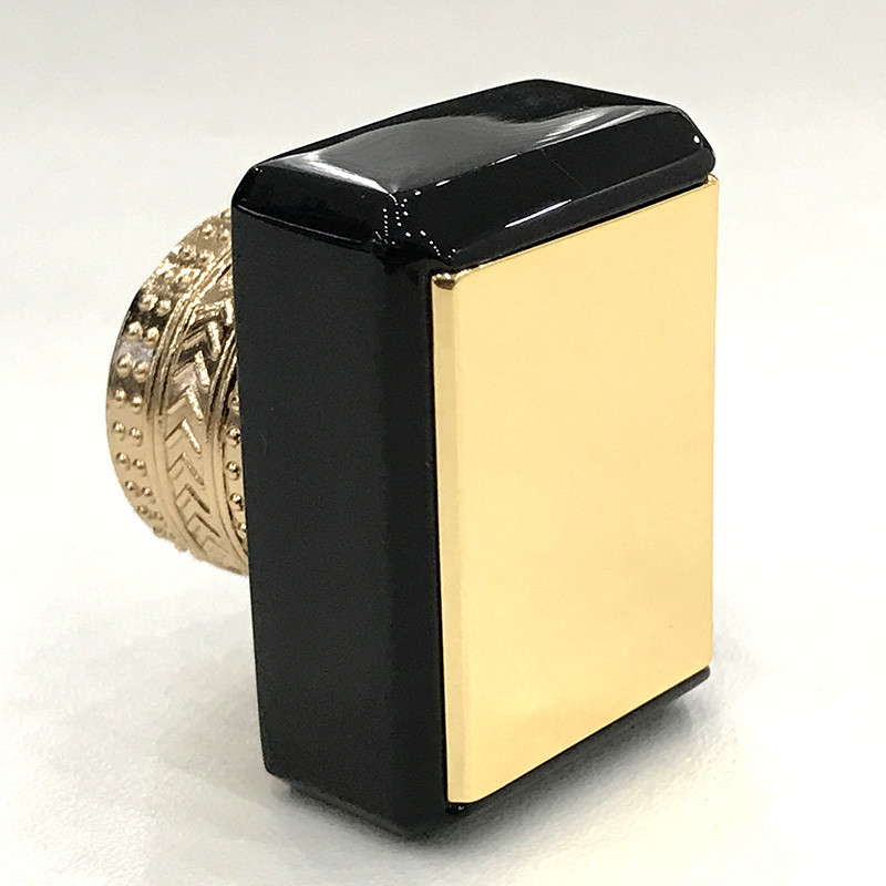 Customized Zamak Perfume Container 41*29*30mm With Gold/Silver Caps