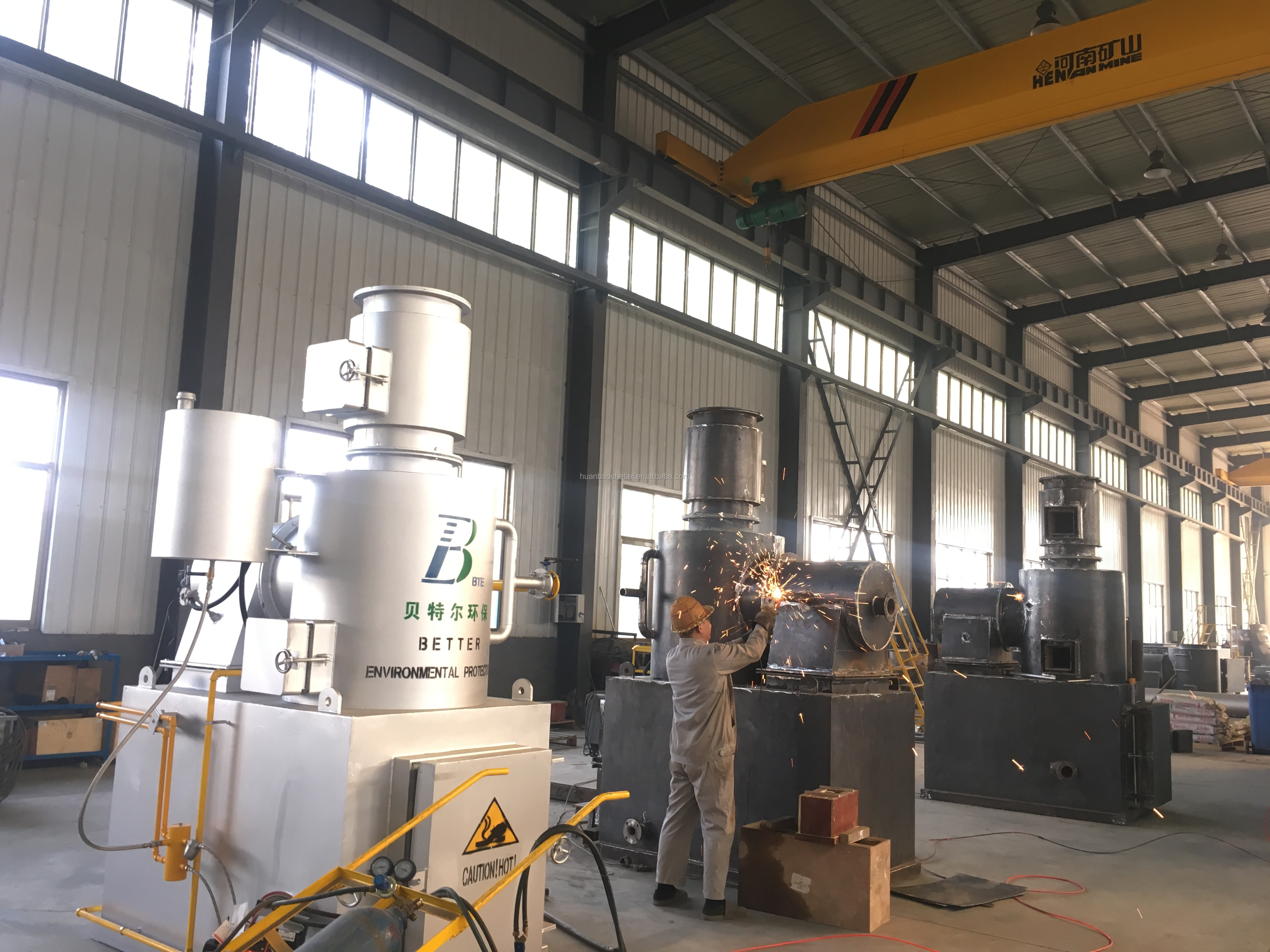 Engine-Powered Smokeless Cremation Machine with Video Outgoing-Inspection Provided