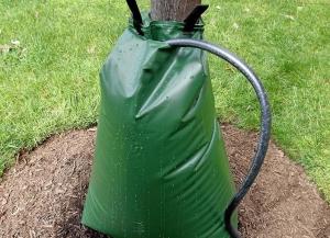 Wholesale Save Water Tree Watering Bags Agriculture Drip Irrigation Pipe Usage from china suppliers