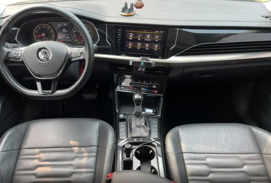 Passat 2020 330TSI Elite Edition National VI SAIC Volkswagen Midsize Car Gasoline 2.0T 186HP L4 7-speed Dual Clutch