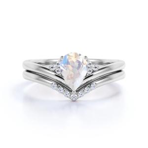 Wholesale S925 Gold Natural Pear Shape Cz Rainbow Moonstone Ring Boho Wedding Set from china suppliers