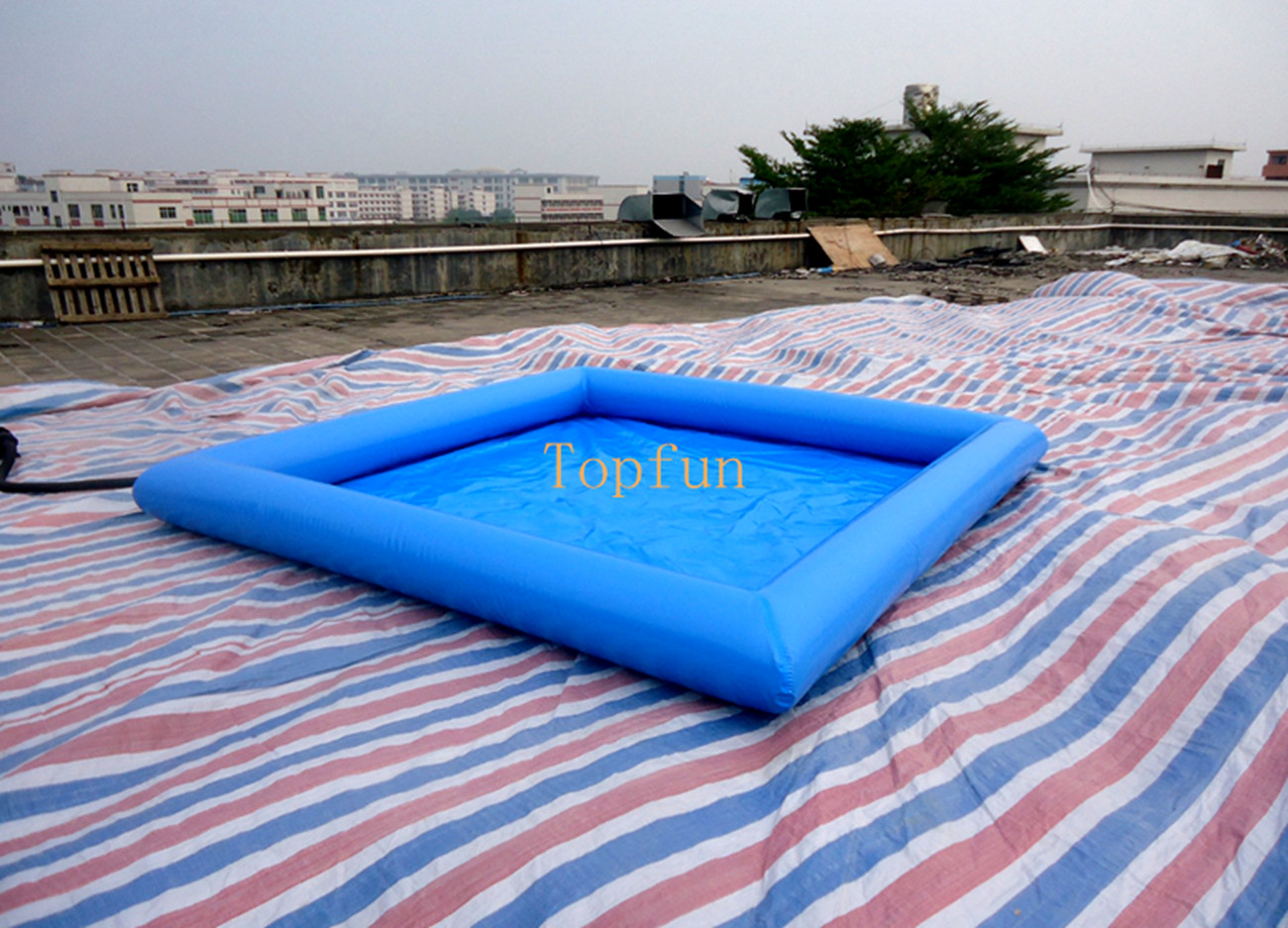 Safe 5*5m Blue Kids Inflatable Paddling Pool , 0.9mm PVC Tarpaulin