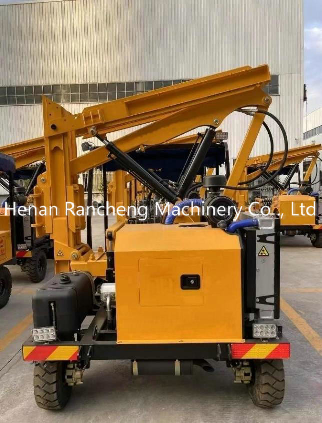 Solar Pile Driving Equipment 39KW Engine 170 cm Drilling Depth 260cm Piling Height
