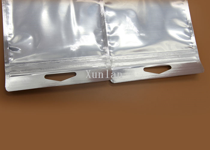 Shiny Moisture Proof Industrial Aluminum Foil Bags , Aircraft Hole Padded Shipping Bags