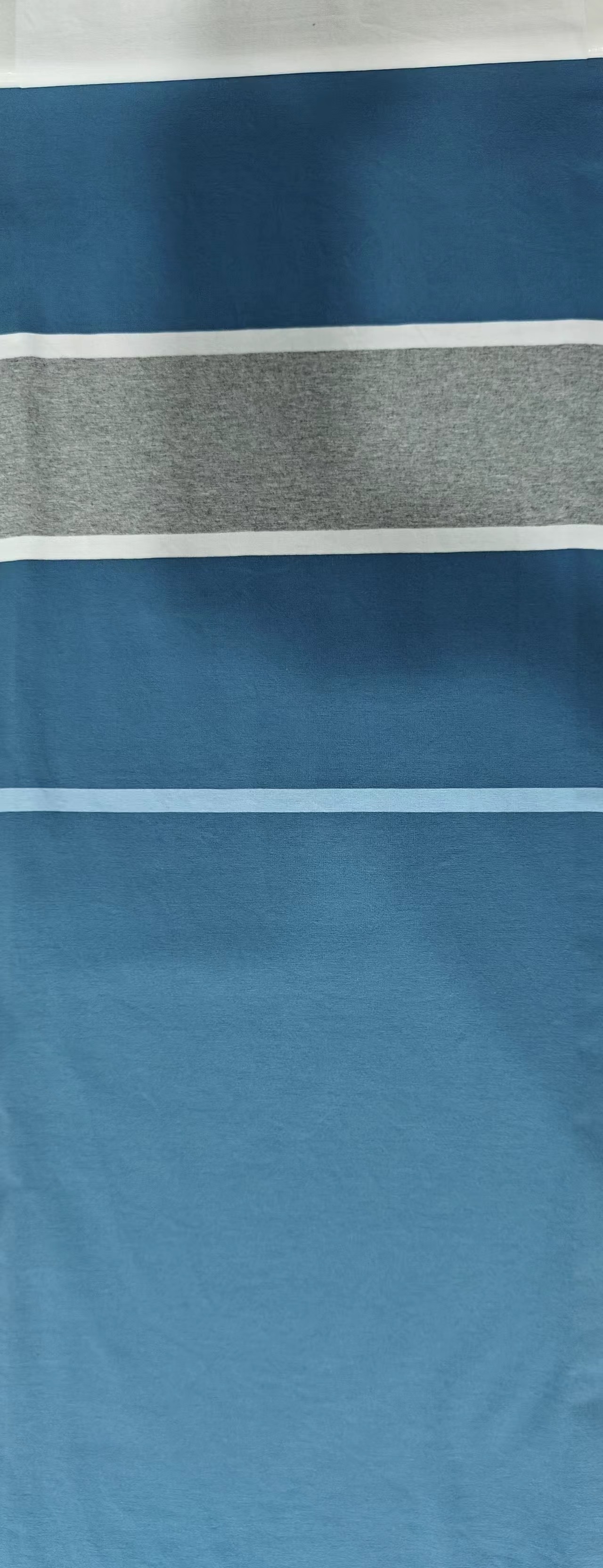 Stable Plain Weave Soft And Clear Texture Natural Striped Material Fabric For Casual Wear