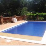 Anti-UV Automatic Plastic Pool Cover The Must-Have for Extending Your Swimming