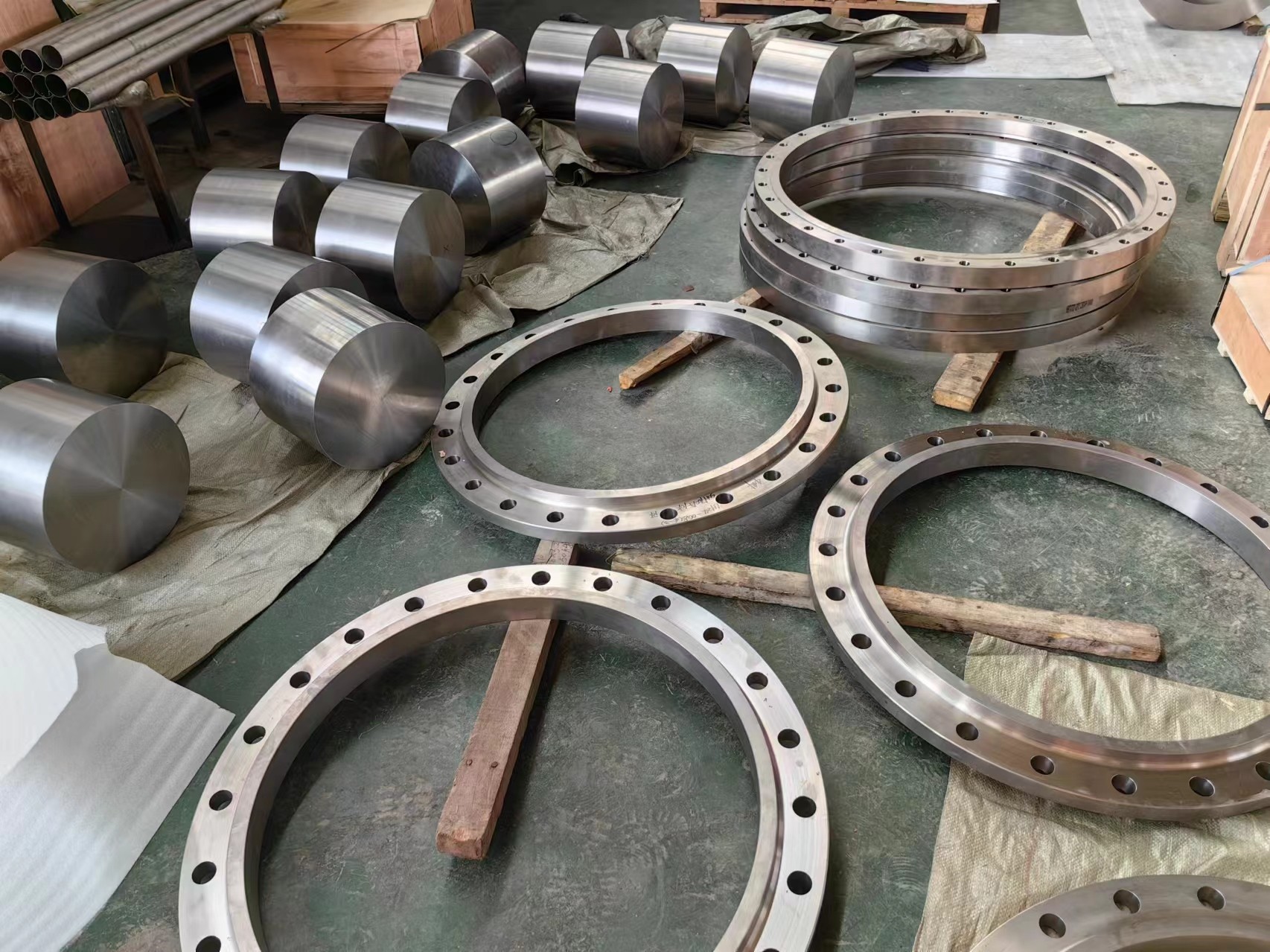 Long Neck Titanium Flange for Superior Industrial and Performance