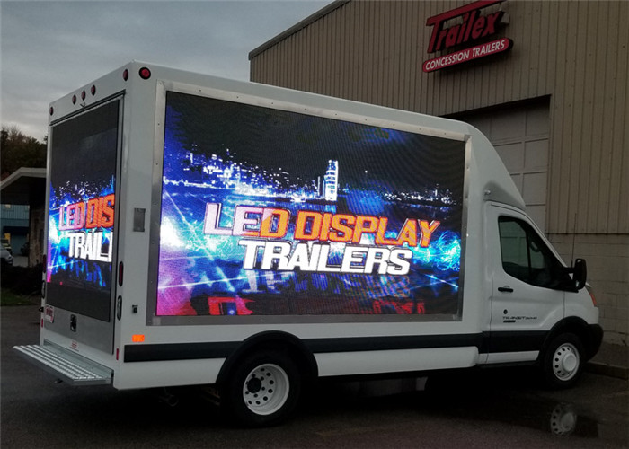P8mm 256*128mm Module Size Mobile Truck LED Display Excellent Water Resistant
