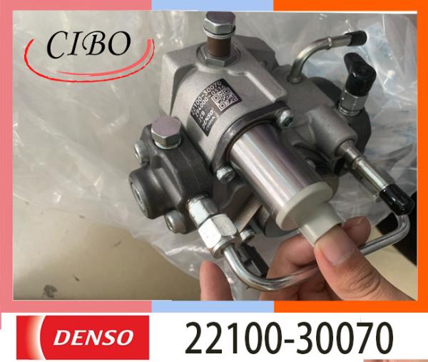Common Rail Fuel Pump Fuel Injection Pump Assembly 22100-30070 High Pressure
