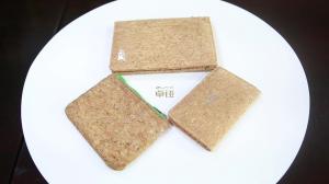 Wholesale 12.5x9x1CM TNT Zippered Coin Purse Women Cork Wood Material SGS from china suppliers