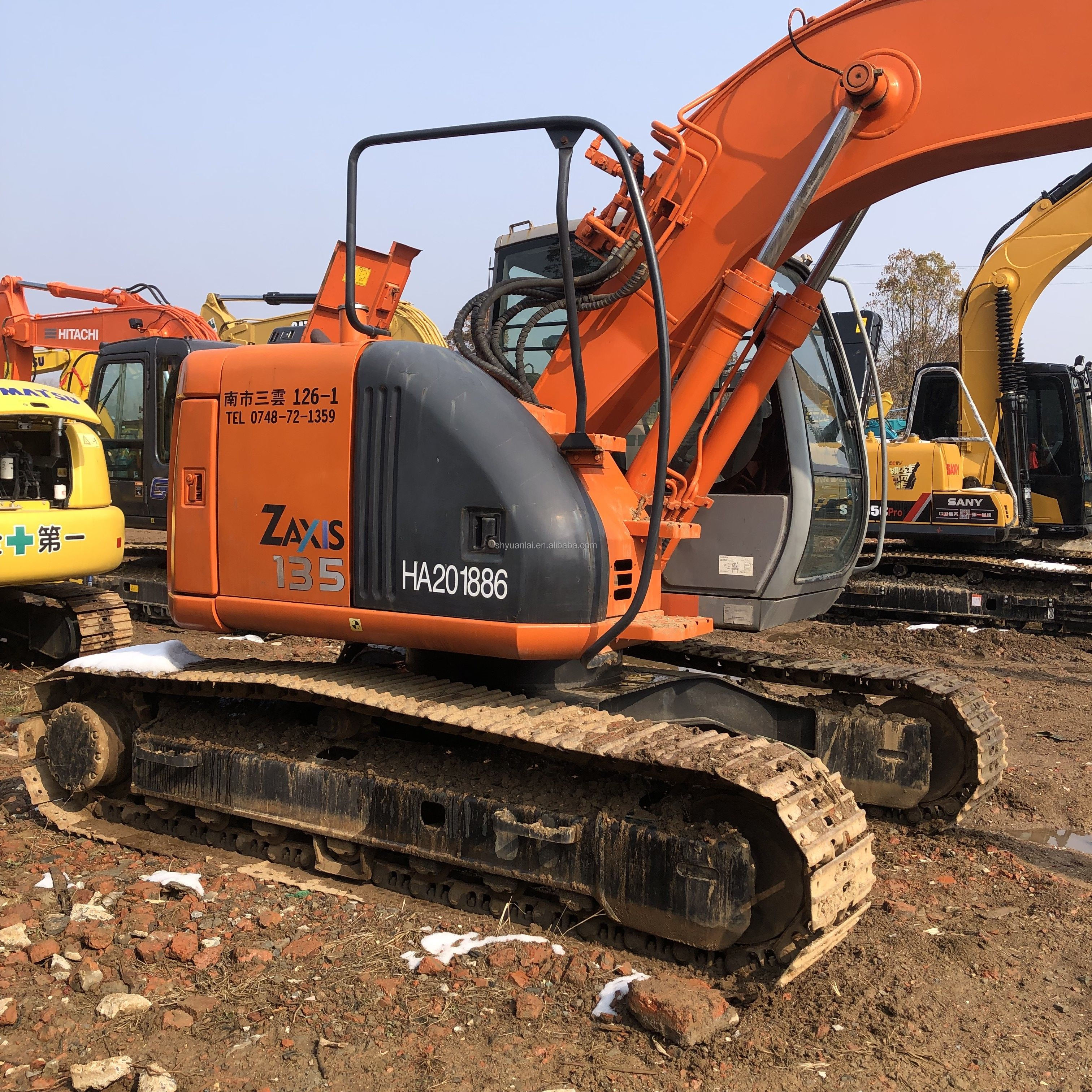 Used Hitachi ZX135 Excavator Japan ZX130 ZX120 Good Condition Operating Weight 13.5 Ton