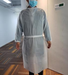 Wholesale Medical use Disposable Isolation Gowns in White color and with water proof from china suppliers