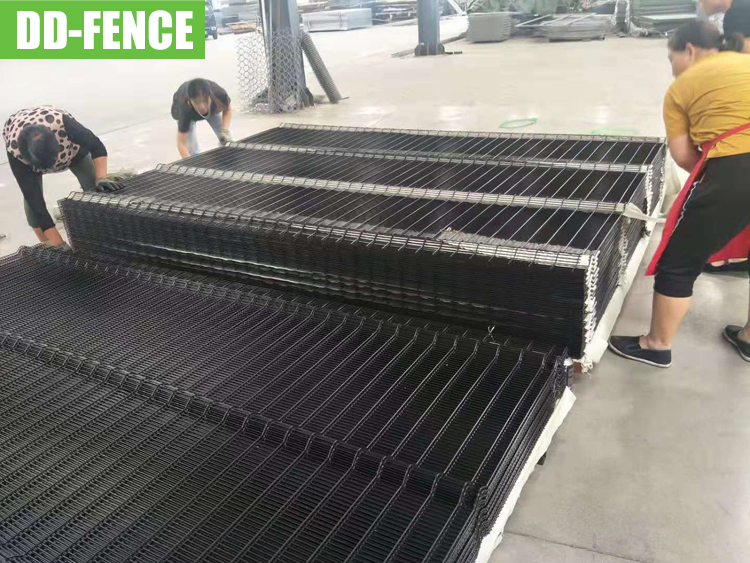 Farm Anticlimb Fencing And Gate With 358 Welded Mesh Panel