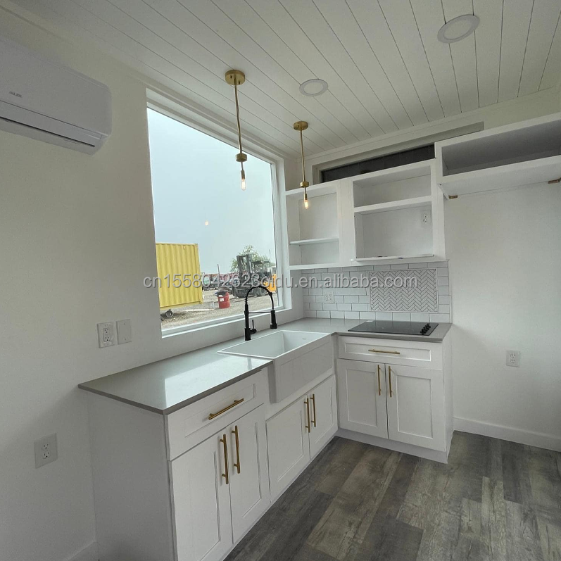 Galvanized Steel Square Tubes Main Structure 20ft Prefab Houses Modern Container Portable Flat Pack Living Home for Hotel