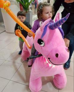 Wholesale Hansel amusement park battery operated walking plush motorized riding animals from china suppliers