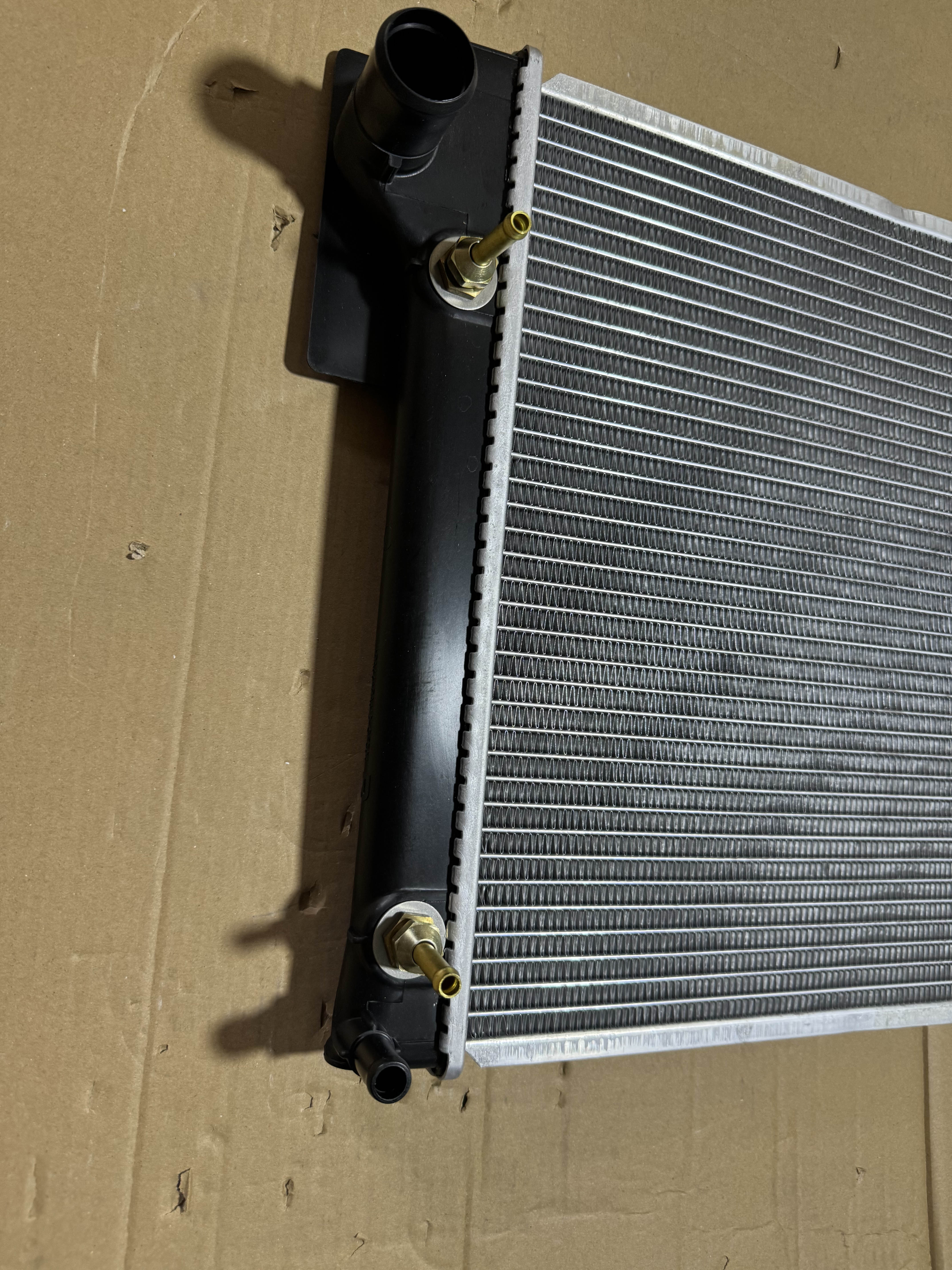 Auto Engine Cooling System Aluminum Radiator for TOYOTA COROLLA 1.6 1.8 AT 164000T020