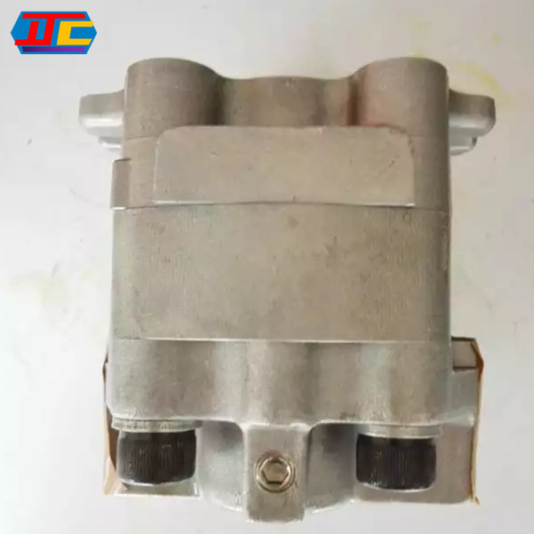 PVD15 Excavator Hydraulic Gear Pump For Komatsu PC40-8