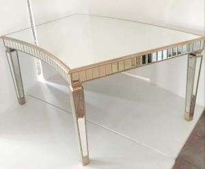 Wholesale Curved Tempered Glass Dining Table , Contemporary Glass Dining Table For Events from china suppliers