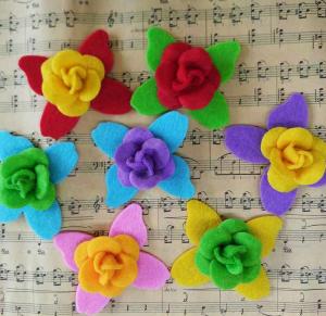 Wholesale Hat Decoration Folded Fabric Flowers Fabric Flowers Fancy For Headbands from china suppliers