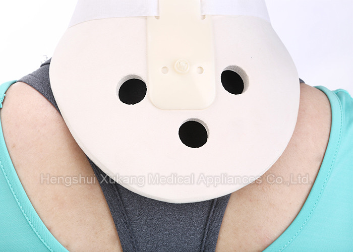 Non - Toxic Cervical Collar Neck Brace Oil - Resistant For Neck Fixation During First Aid