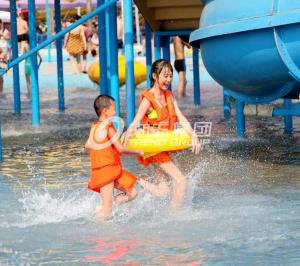 Wholesale 6.5 M Kids Water House / Water Playground Equipment for Swimming Pool in Aqua Park from china suppliers