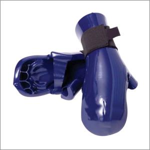 Wholesale Coverage Sports Safety Equipment , Athletic Protective Gear Impact Dispersing from china suppliers