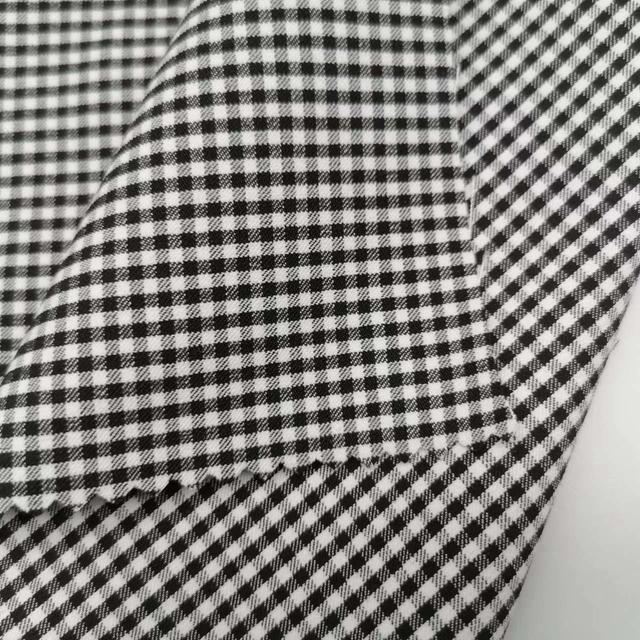 Ripstop Moisture Wicking Bengaline Fabric 14% Nylon 33% Rayon 48% Polyester 4% Spandex