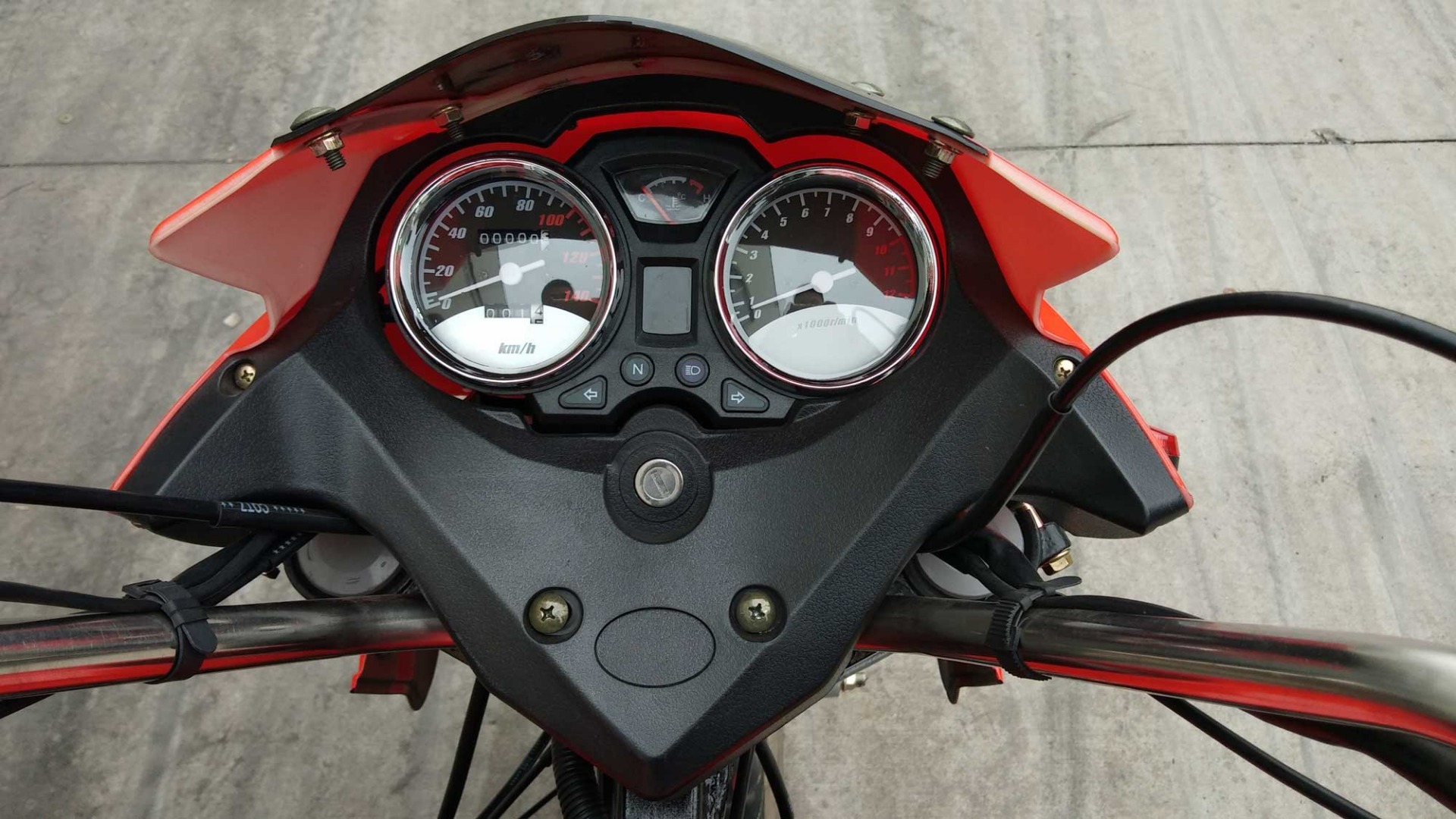 151 200cc Displacement Three Wheel Motorcycle Model at Myanmar with Powerful Engine