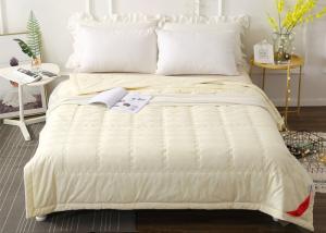 Wholesale Hotel Cotton Jacquard Solid Thin Summer 150g/M2 Quilted Quilt from china suppliers