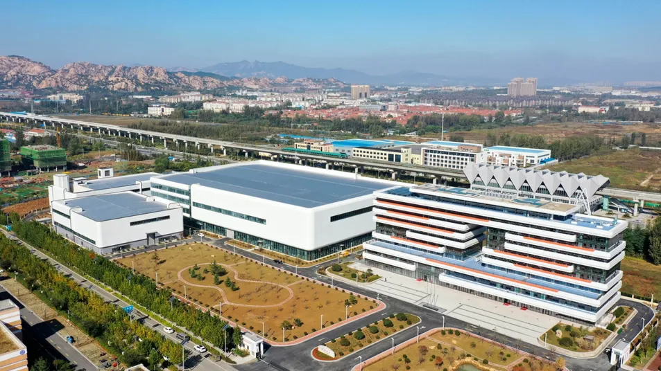 Innovative Steel Framework for Versatile Office Space Solutions