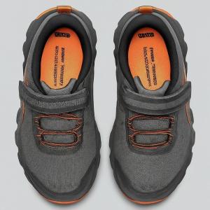 Wholesale Experience the Comfort of Childrens Trail Running Shoes with EVA Insole from china suppliers