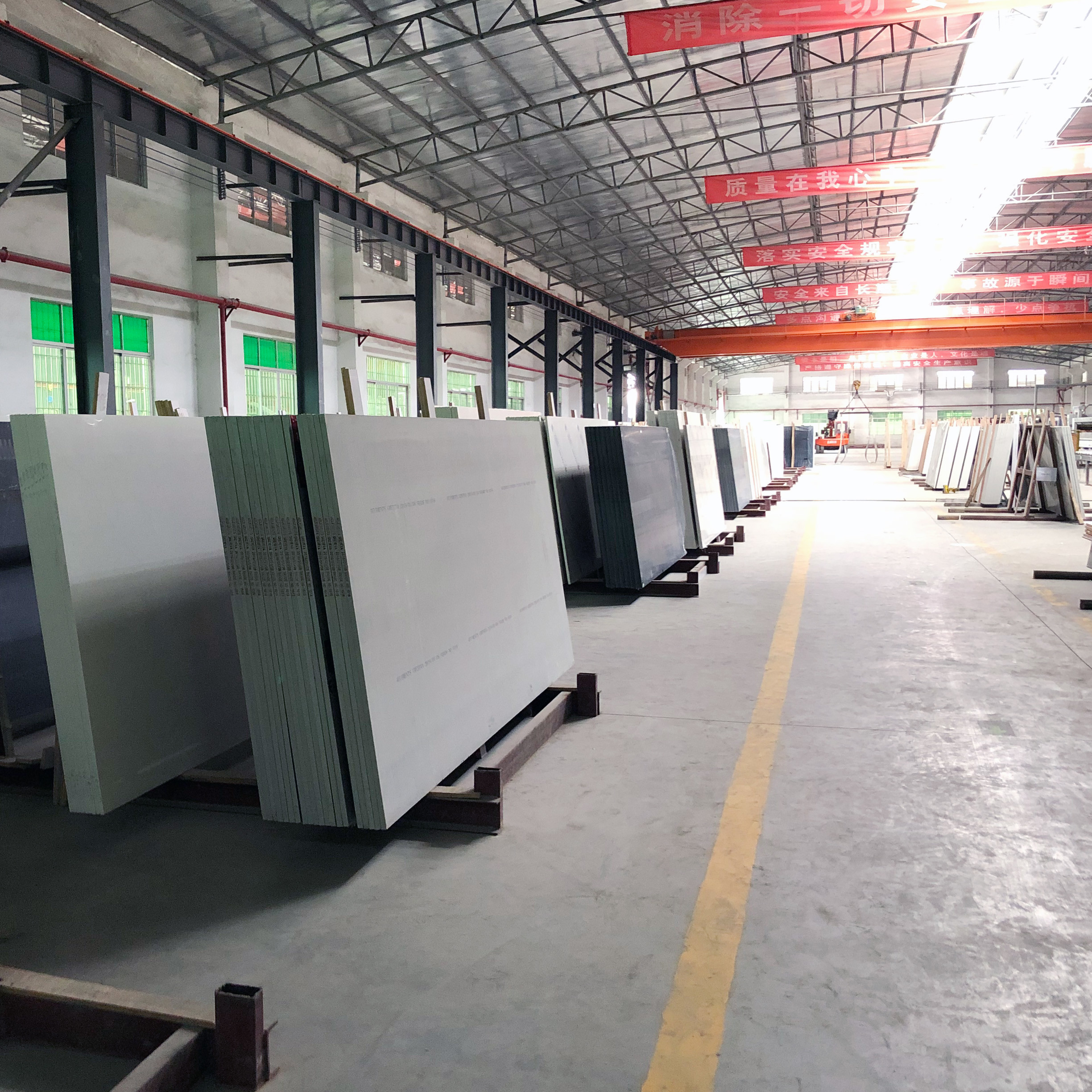 3000*4000*20MM Light Grey Glass Wall Panel Quartz Stone Floor Wall