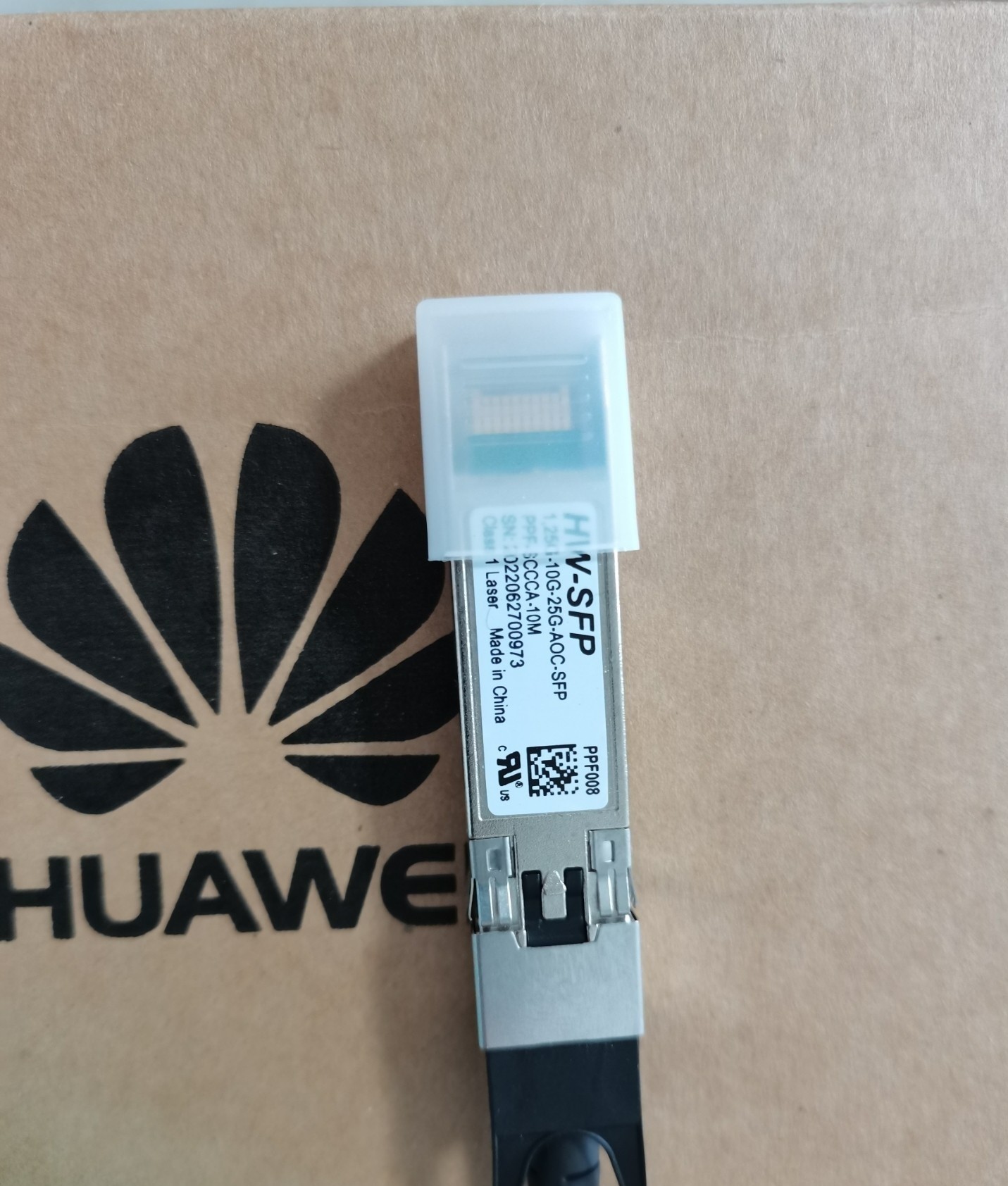 SFP-25G-AOC-20m Huawei Active Optical Cable Assembly, SFP28 AOC, 25.78125G, 0.02km, A