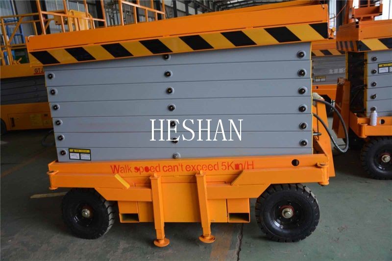 Hydraulic Mobile Scissor Lift Elevated Work Platform 220V 380V 450V Optional