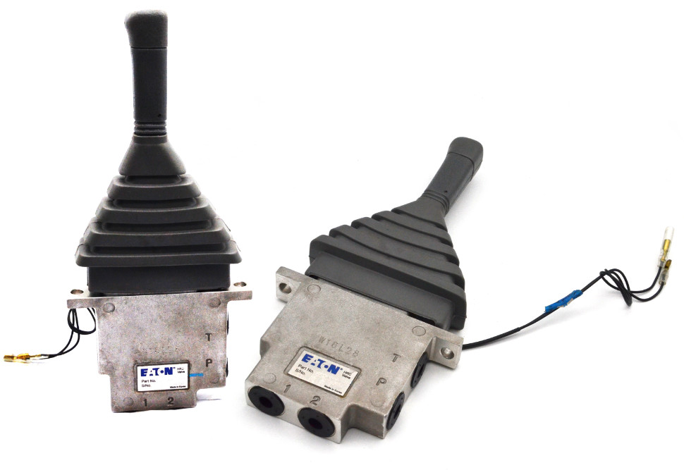 Joystick for Excavator: Standard Plywood & Paper Packing